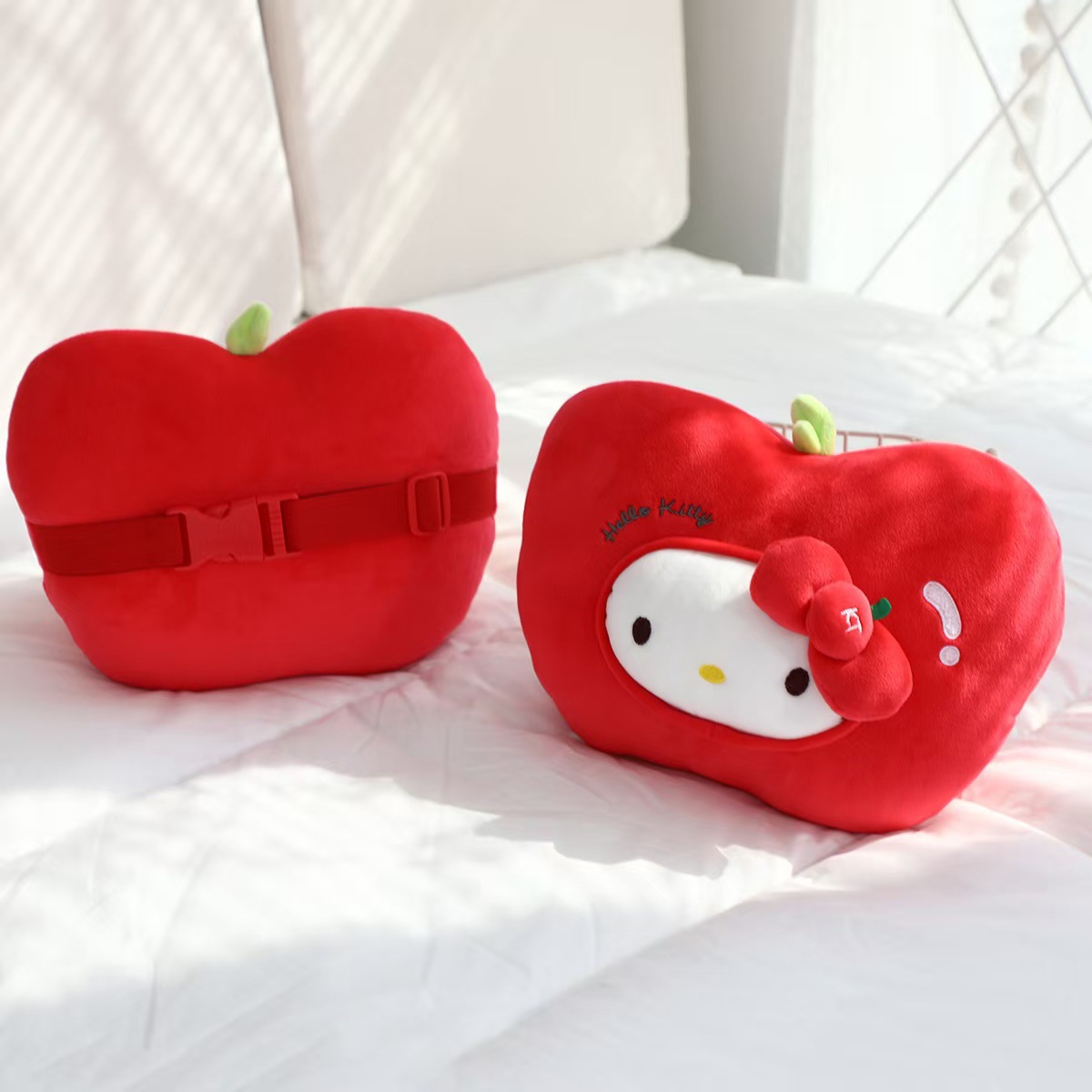 Подушка для шеи Hello Kitty 28x25 см