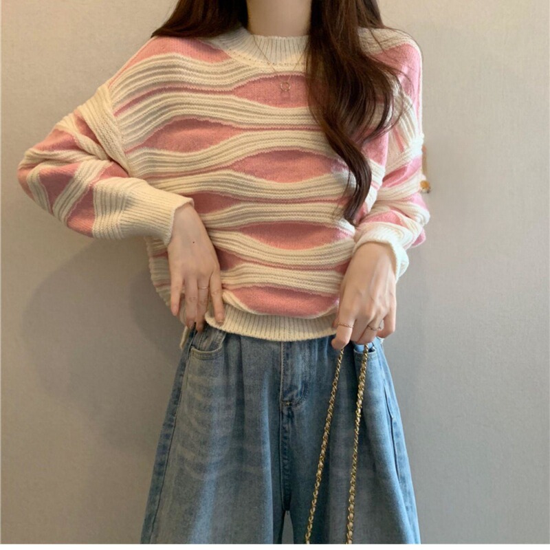 Pink striped sweater women's autumn and winter inner knitted bottoming shirt Chaoshan Christmas wear new year small top