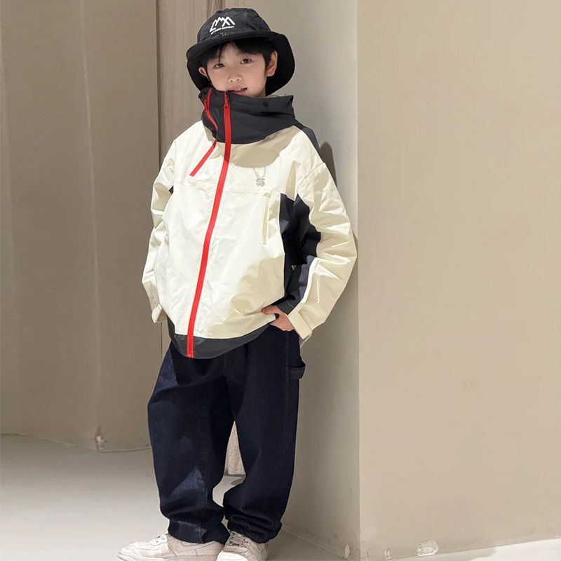 Spring and Autumn Boys' Workwear Jacket, Children's Windbreaker, Boys' Autumn Outdoor Casual Color-Block Top, Trendy for Older Kids