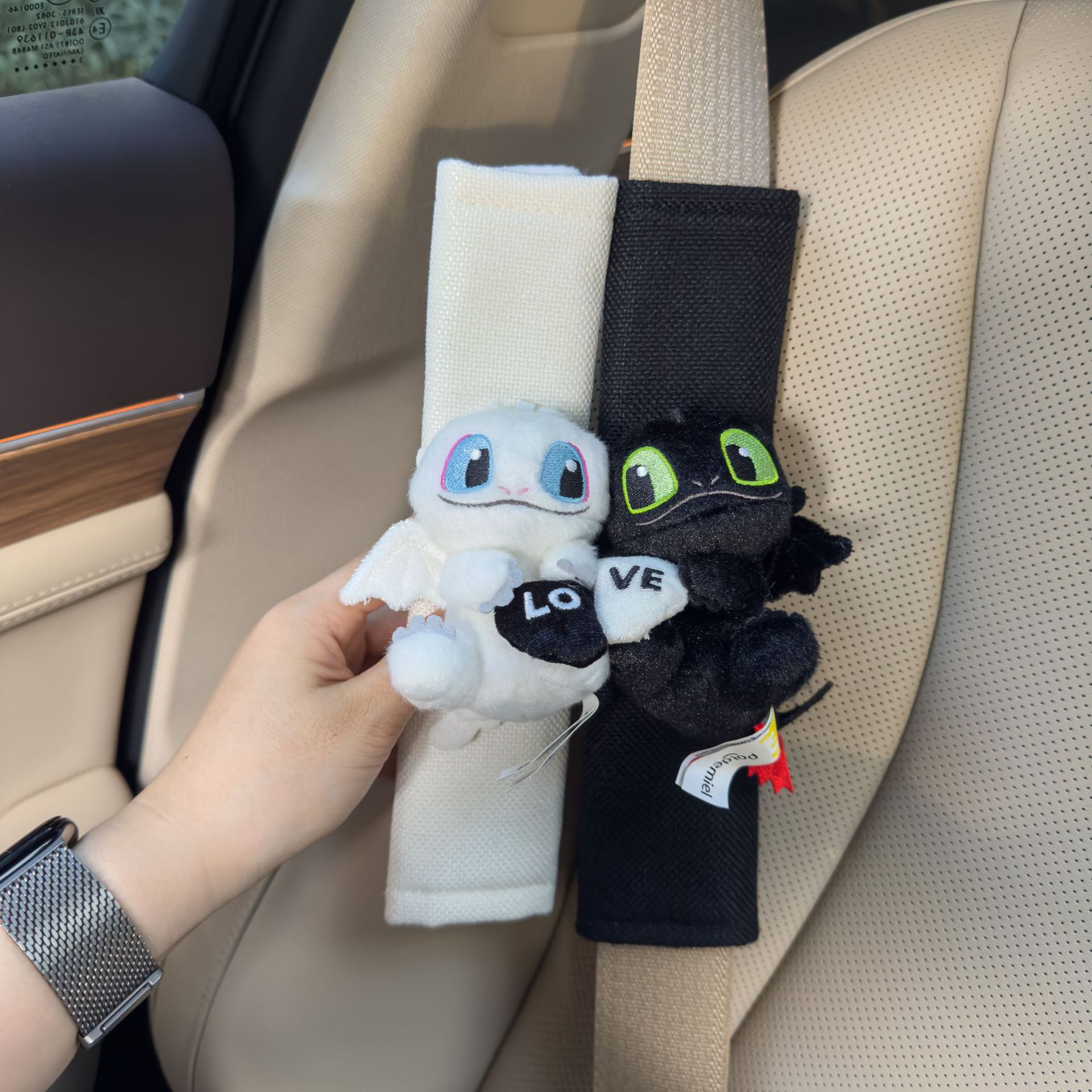 Authentic How to Train Your Dragon Toothless Car Seatbelt Shoulder Pad Car Interior Plush Toy Couple New Car Gift for Women