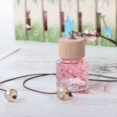 Internet-famous car-mounted perfume bottle, car pendant, in-car rearview mirror diffuser with pure essential oils—eliminates odors, dropshipping available.