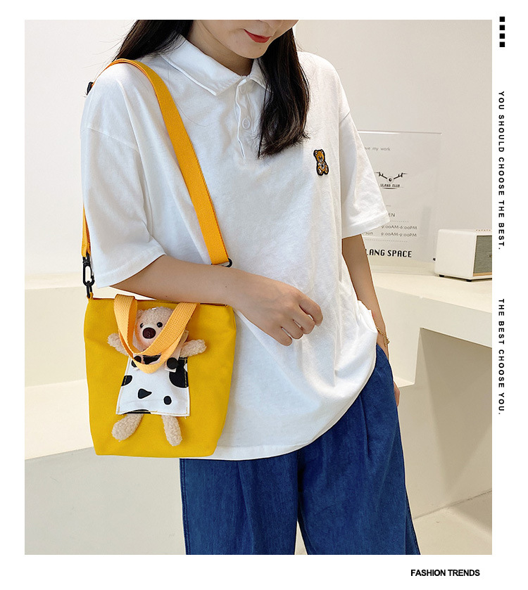 Japanese-style InS-style cute cartoon bear doll, girl student canvas crossbody bag, funny and unique single-shoulder bag undefined