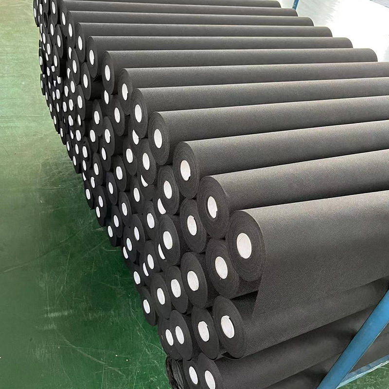 工厂直供跨境出口黑色卷状防草布抗老化园艺除草布黑色卷装抑草布