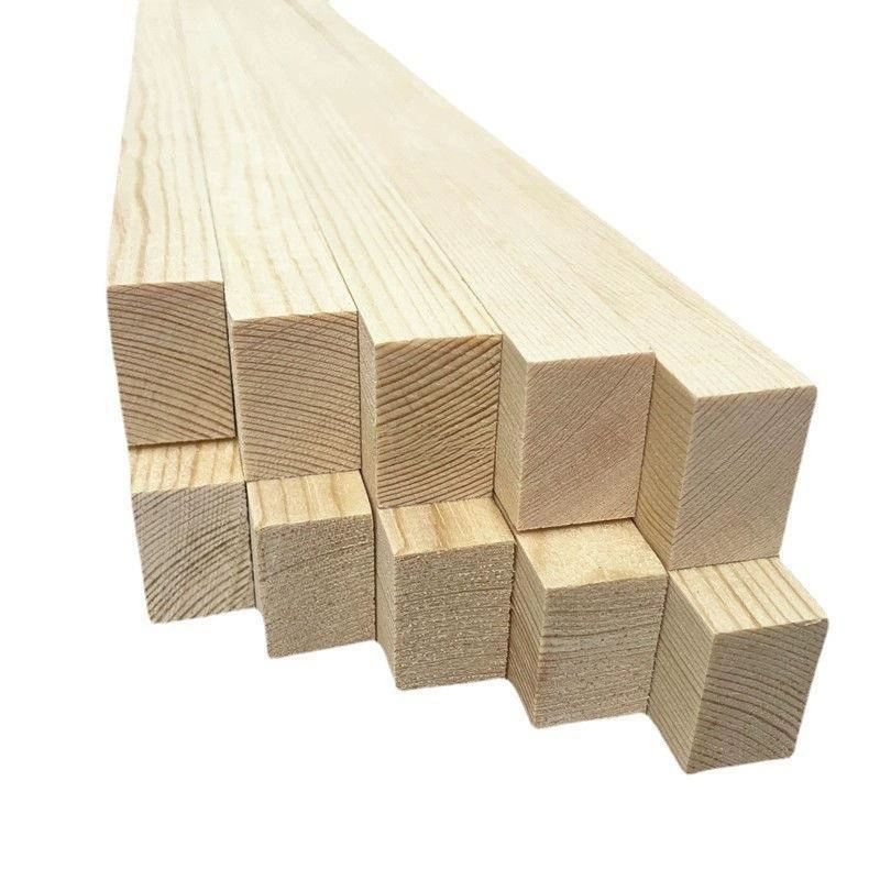 Квадраты из бука, полосы из сосны, массивные материалы, длинные полосы, перегородки, плоские полосы, оригинальные древесные материалы.