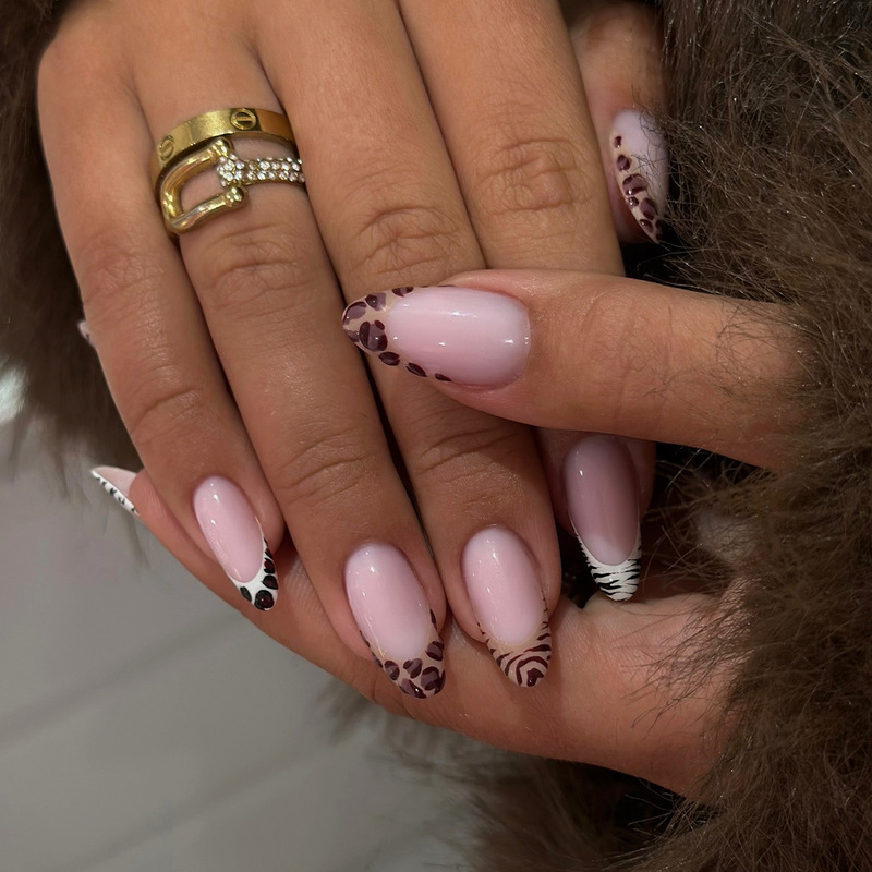 Cross-Border Hot-Selling Wearable Nail Patches for Hot Girls Leopard Print Black and White Stripes French Almond Nails Nail Art Patches