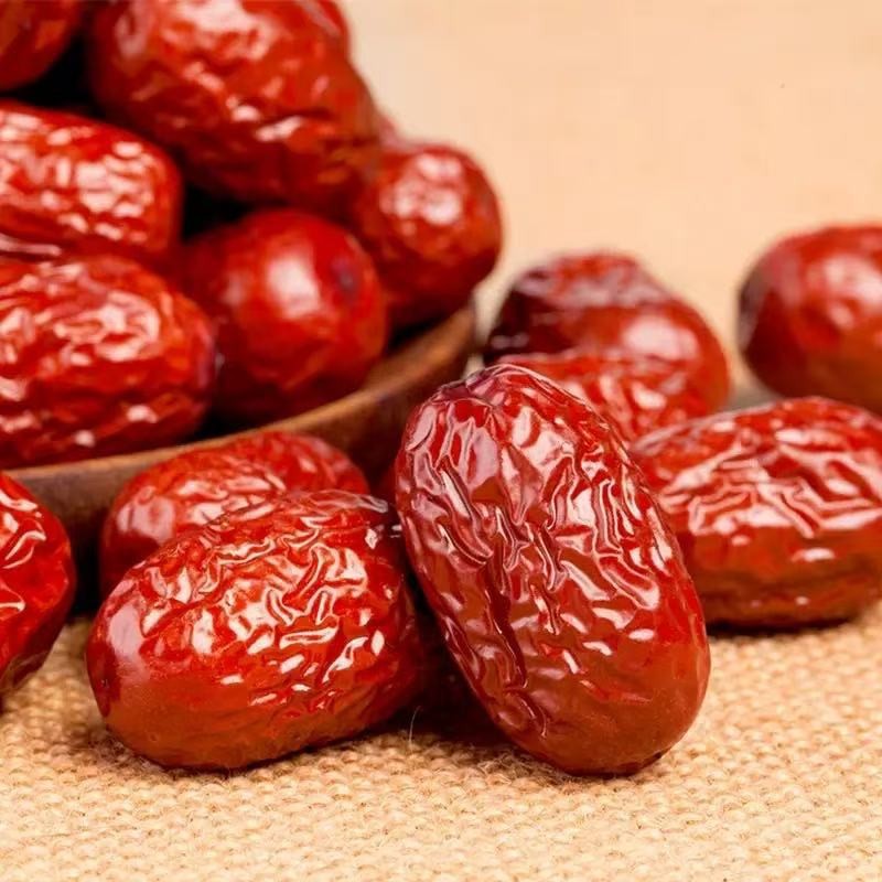 Premium Dried Red Dates Da Zao 500g Bag Sun Dried Jujube Fruit for Tea Soup and Snacking preparation