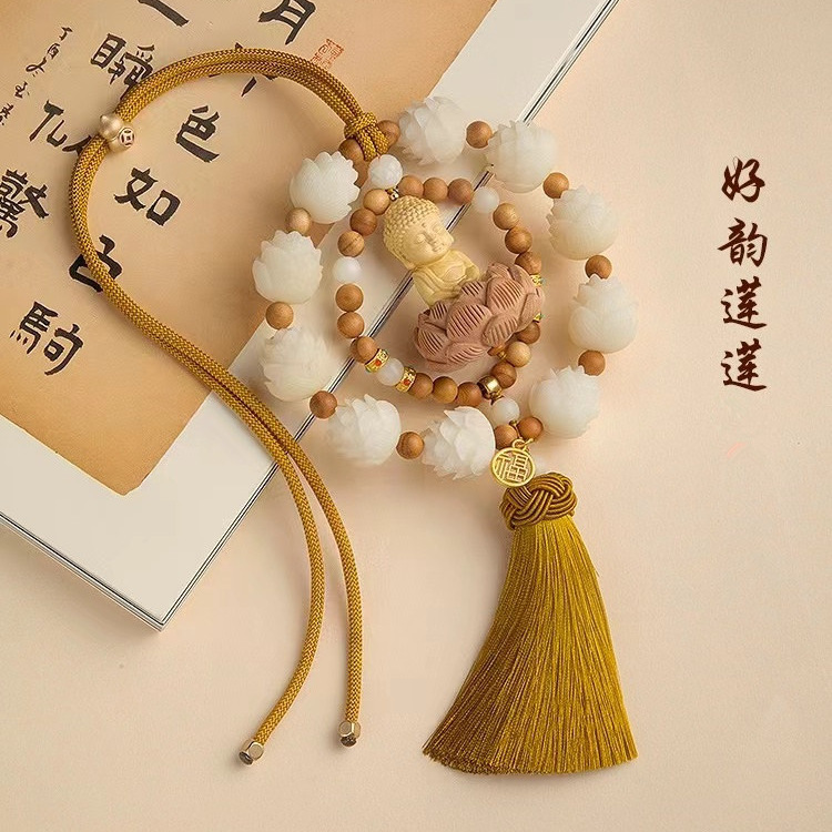 高档莲花小佛汽车挂件2025新款女士精品车载饰品手工编织后视镜挂|undefined