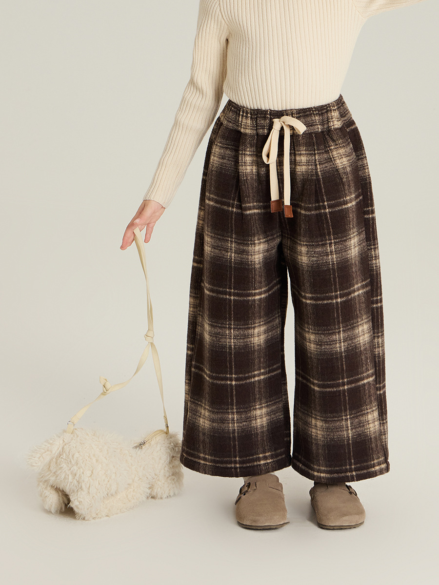 aimo baby girl‘s pants 2024 winter clothes medium and big children‘s composite olympic fleece retro woolen lattice loose pants tide