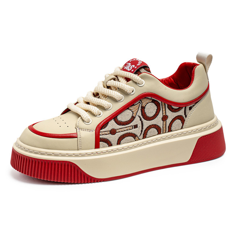 Zapatos de hombre con suela gruesa en cuatro temporadas nuevas zapatas de skate casuales de correa baja de moda de primavera y verano para estudiantes.