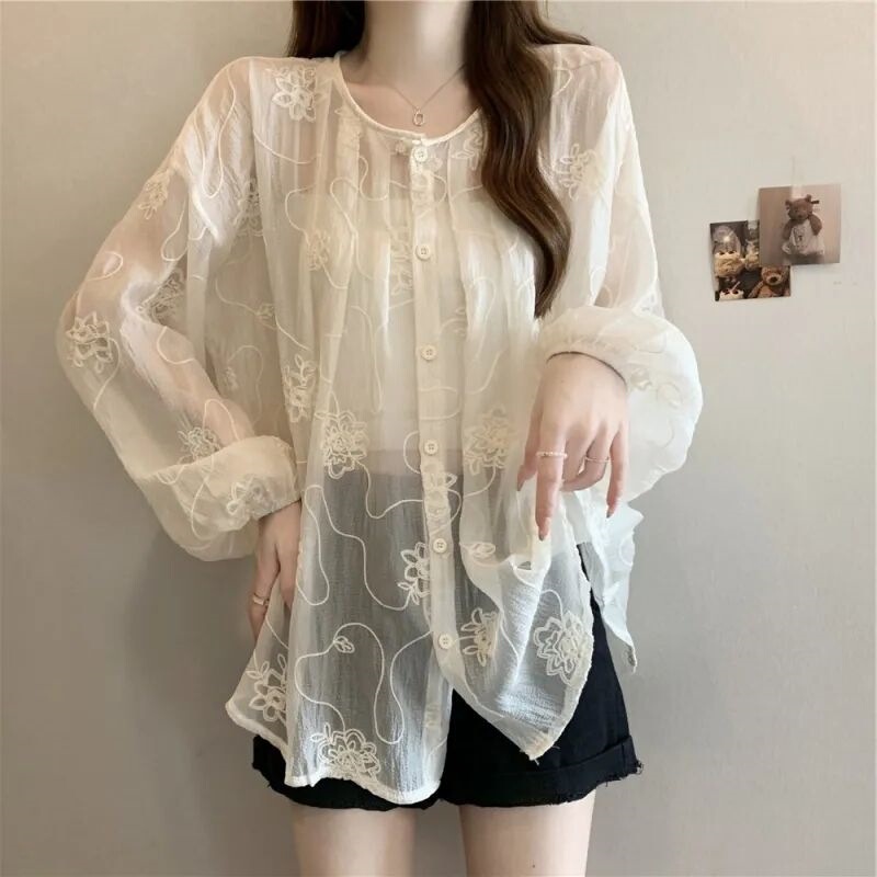 2025 New Summer Style Jacquard Sun Protection Shirt Women's Large Size Loose Lace Blouse Top Western Style Shirt