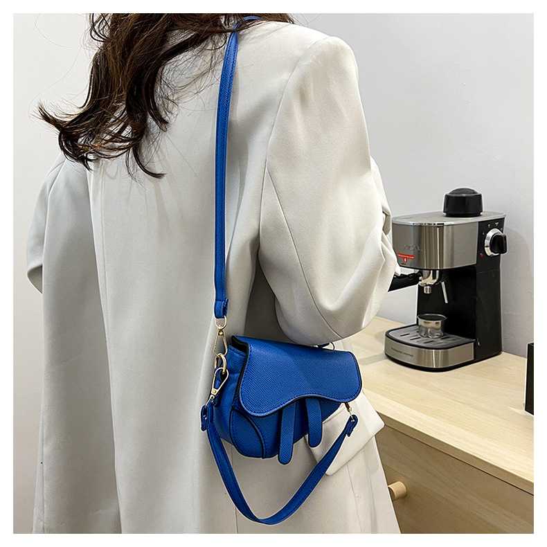 Kleines Nischendesign für Frauen 2024 neuer Sommer minimalistischer Crossbody, einzelne Schulter, Unterarmtasche, modische Textur_voghion.com