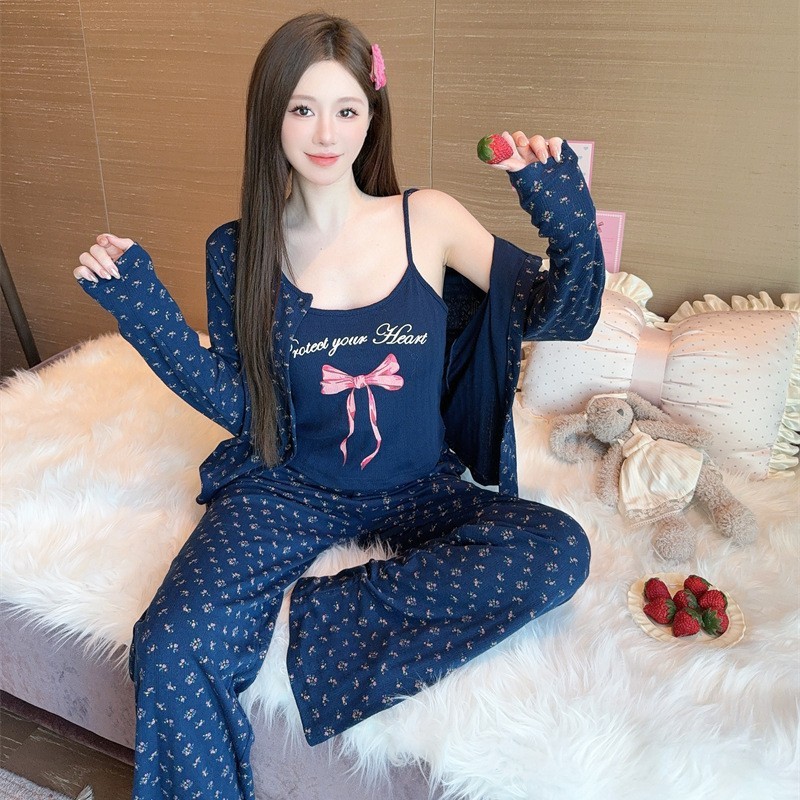 睡衣女春秋高质量提花莫代尔棉碎花蝴蝶长袖长裤吊带胸棉家居服|undefined