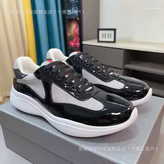 Europe Station Cross border High end P Home Lacquer Leather Bright Leather Fashion Leisure Sports Board Shoes Breathable White Shoes Classic Men's Shoes