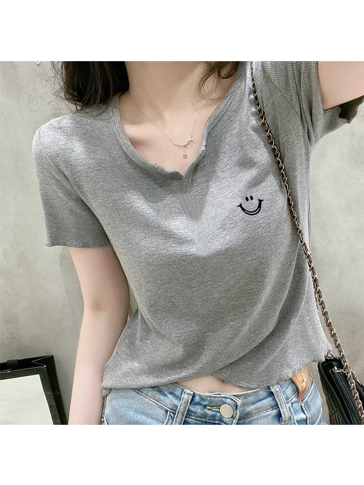 Women's Short-Sleeve Gray Cotton T-Shirt with Small V-Neck, Slim Fit, Summer 2026 New Style, Niche Design, Flattering Base Shirt