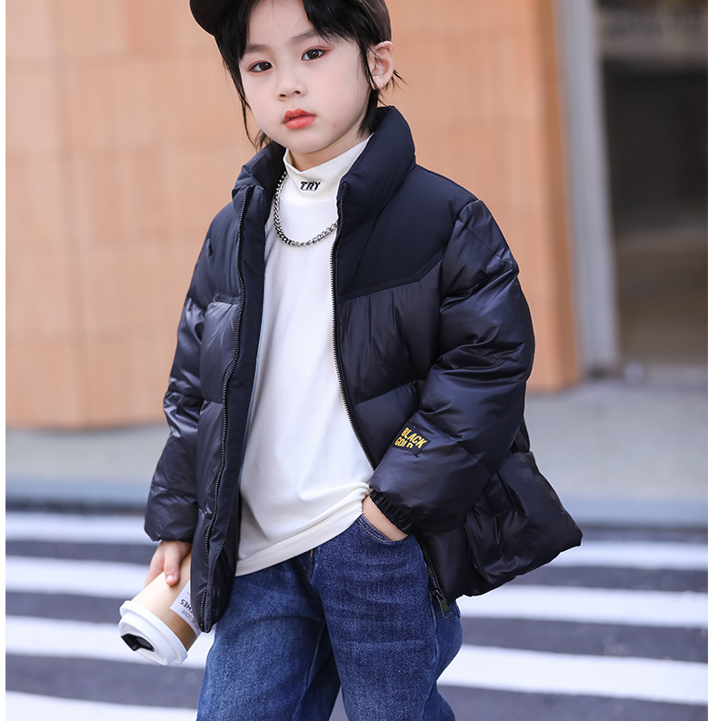 Çocuk giyimi için 2023 yeni siyah altın kuş tüyü ceket, erkek kızların kış sıcaklığı, kalınlaştırılmış orta ve_voghion.com