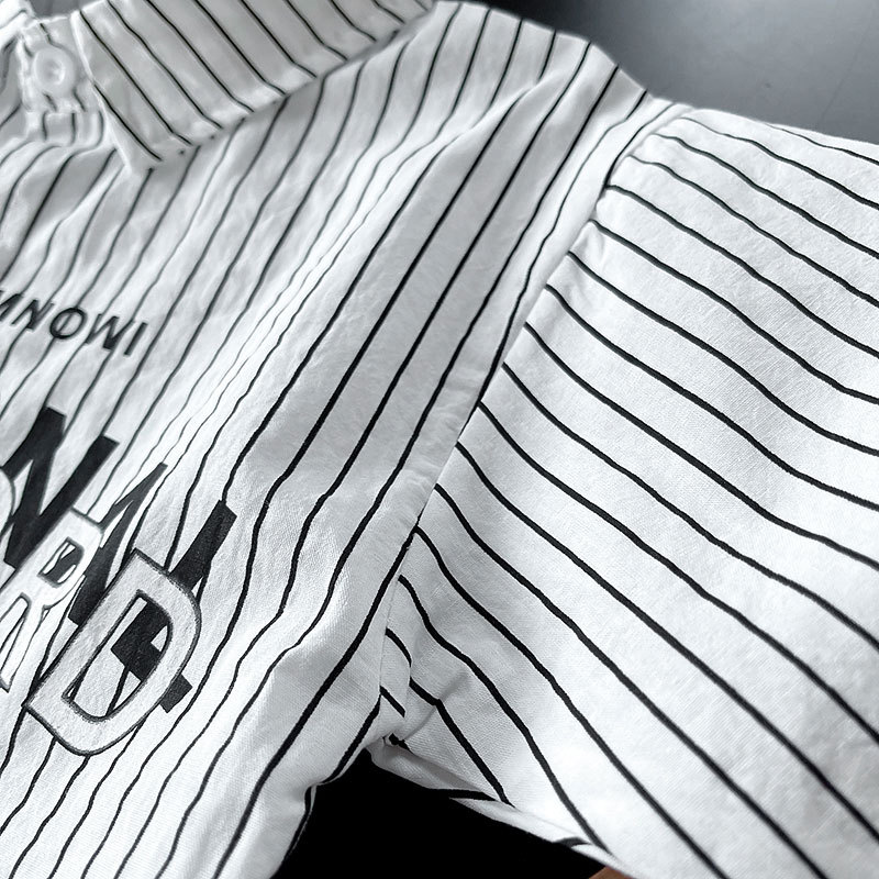 Camisas a rayas para niños 2025 primavera y otoño nuevos niños guapo camisa de mangas largas vestido de otoño bebé chaqueta de moda