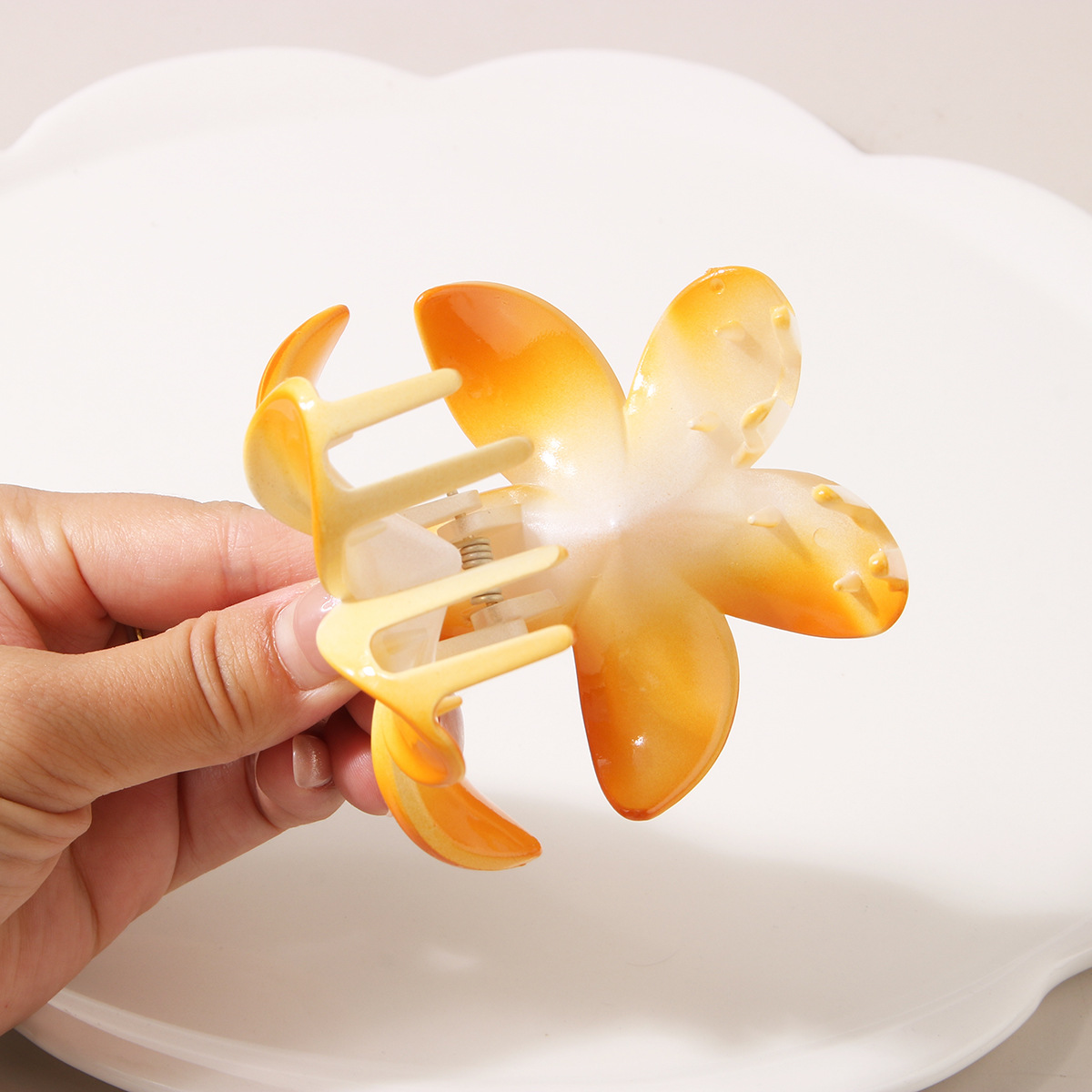 Accessori per capelli da donna, accessori per abbigliamento, fermaglio per capelli a forma di fiore con sfumatura di colore, fermaglio per capelli a forma di squalo, fermaglio per capelli a forma di plumeria, per vacanze al mare_voghion.com