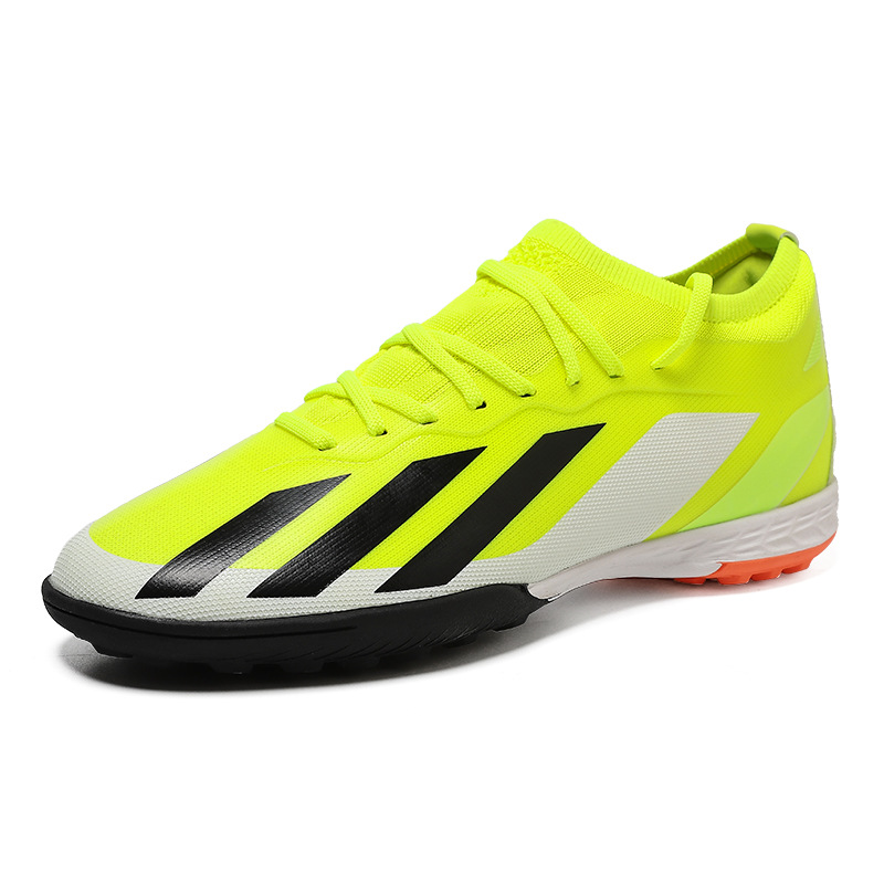 Nuevos zapatos de fútbol transfronterizos SOCCER BOOTS juveniles hombres y mujeres zapatos de entrenamiento de entrenamiento de clavos largos fabricantes