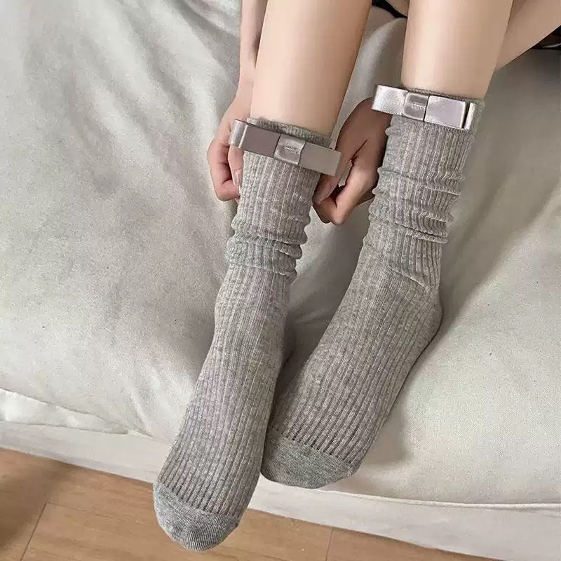 中筒法式风黑白灰竖条纹显瘦百搭蝴蝶结走秀款中筒堆堆袜诸暨批发|undefined