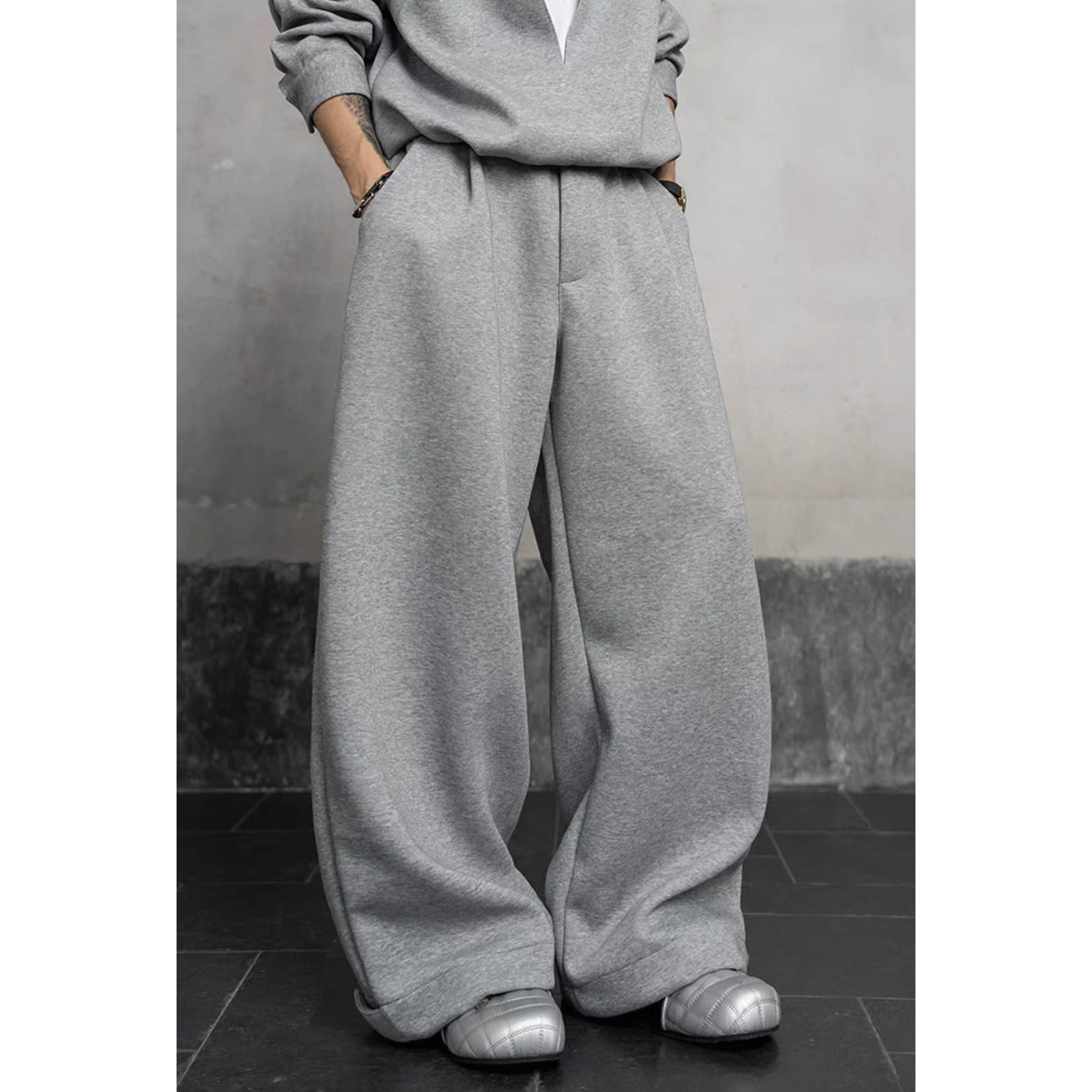 2026 primavera y otoño nuevo hombre moda coreana suelta juego de cuello de polo camiseta pantalones casuales de dos piezas marca de moda hombre