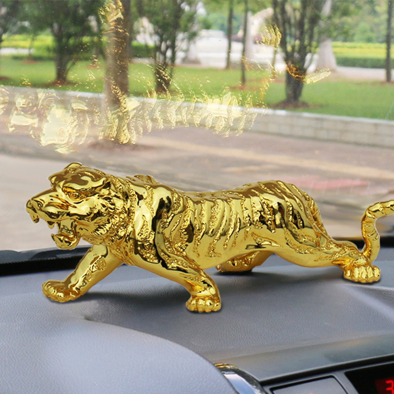 Creative Tiger Car Ornaments Off-Road Vehicle Center Console Car Decoration Car Perfume Aromatherapy Large Domineering Men