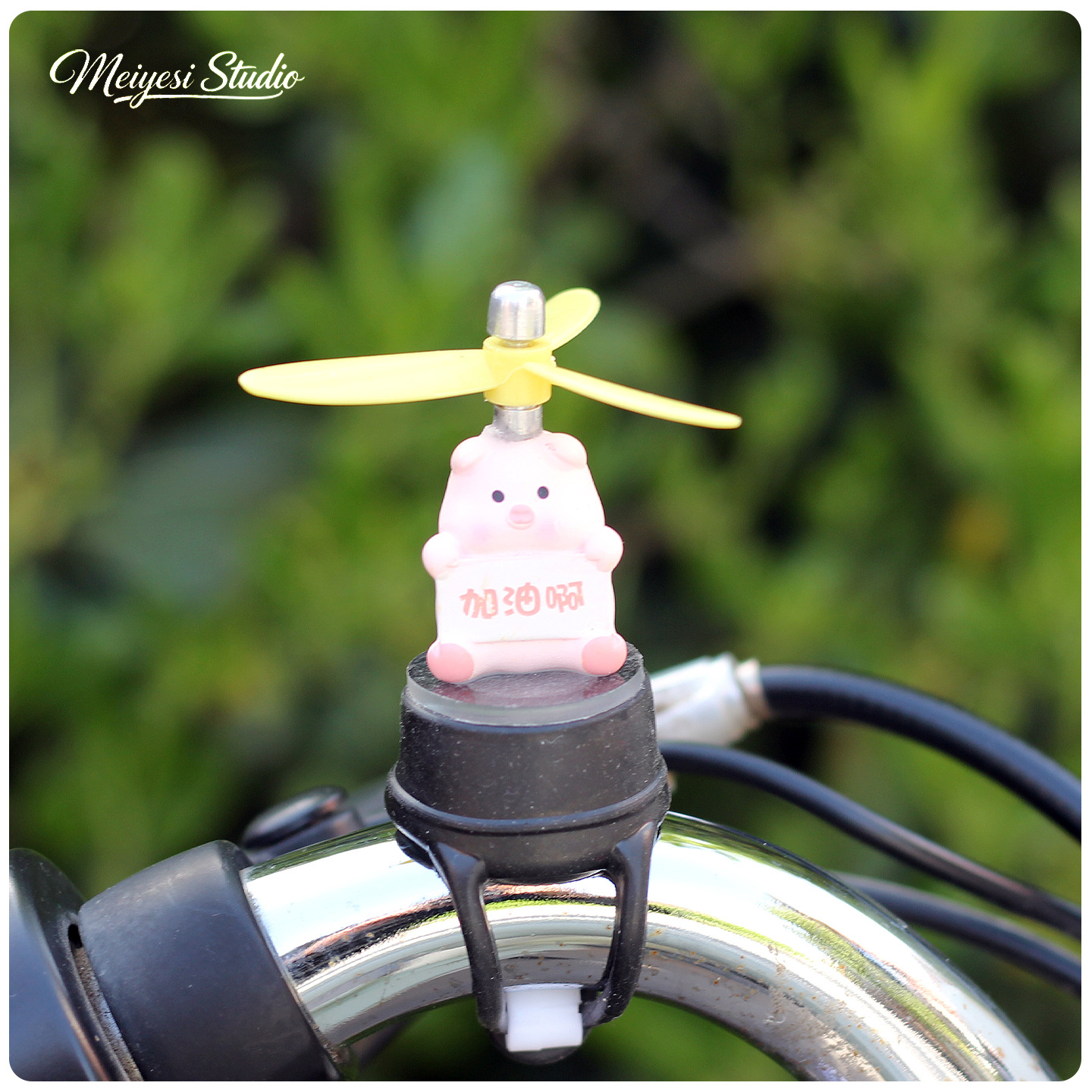 Cariñosa muñeca de dibujos animados accesorios de decoración de automóviles eléctricos accesorios de motocicleta de batería de bicicleta manija de decoración