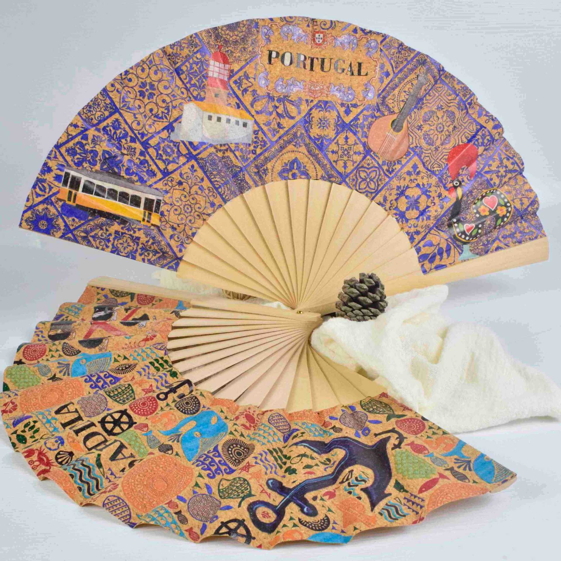 Mayorista 16 materiales ecológicos de corcho, ventilador de madera español hecho a mano, hermoso ventilador de regalo de baile fácil de abrir y cerrar