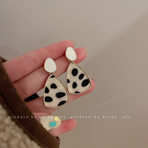 Demi-season retro trend elegant geometric earrings