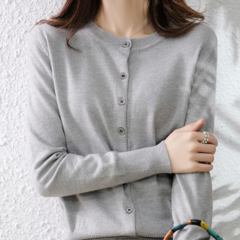 Silver Thread Core-Spun Yarn Long-Sleeve Women's Top, Soft and Skin-Friendly with a Subtle Shimmer, Versatile for Spring and Autumn, Elegant Base Shirt for Commuting, Wholesale Silver Thread Core-Spun Yarn Long-Sleeve Women's Top, Soft and Skin-Friendly with a Subtle Shimmer, Versatile for Spring and Autumn, Elegant Base Shirt for Commuting, Wholesale