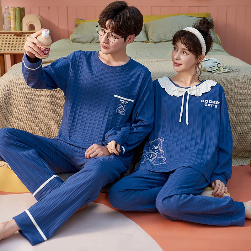 2022 Otoño e Invierno Nueva pareja pijamas de manga larga de los hombres de color sólido dulce lindo Otoño de las mujeres al aire libre ropa para el hogar