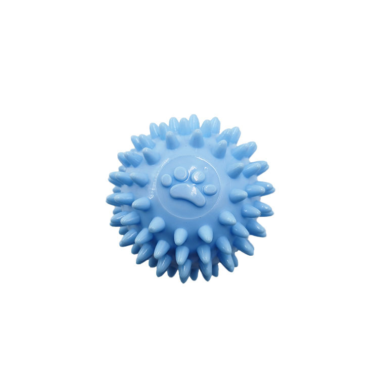 Nuevo juguete para perros TPR mascota molar juguete interactivo Limpieza de dientes saludables huellas resistentes a mordeduras Bola de espina en stock al por mayor