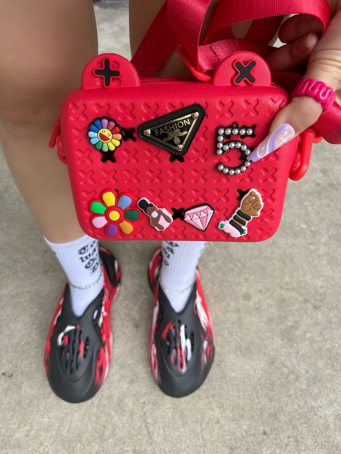 Zapatos de mujer de celebridades de internet de comercio exterior transfronterizo de estación independiente, zuecos para exteriores, zapatos de punta cerrada, sandalias de playa huecas, toboganes.