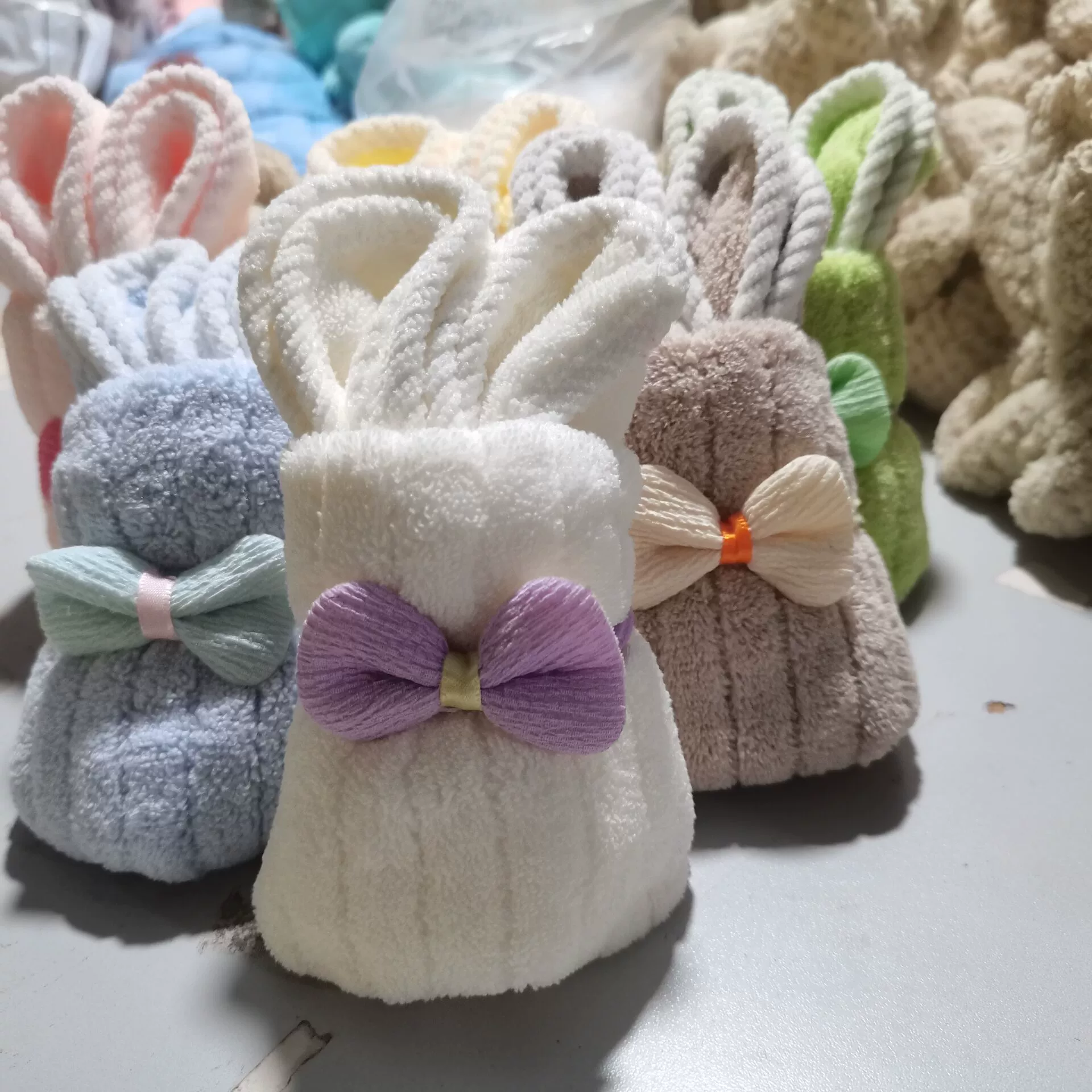 Коралловый бархатный заяц, полотенце из жемчуга, подарочная коробка с бантами, подарок на день рождения, оптовая продажа