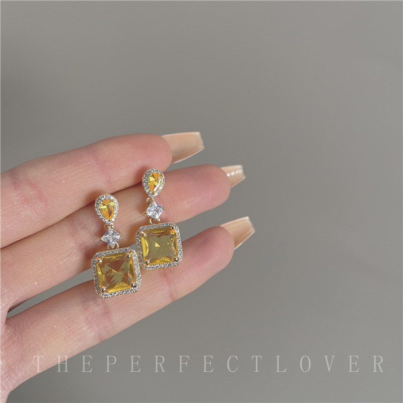 Yellow Diamond Drop Earrings Elegant Designer Style Earrings_voghion.com