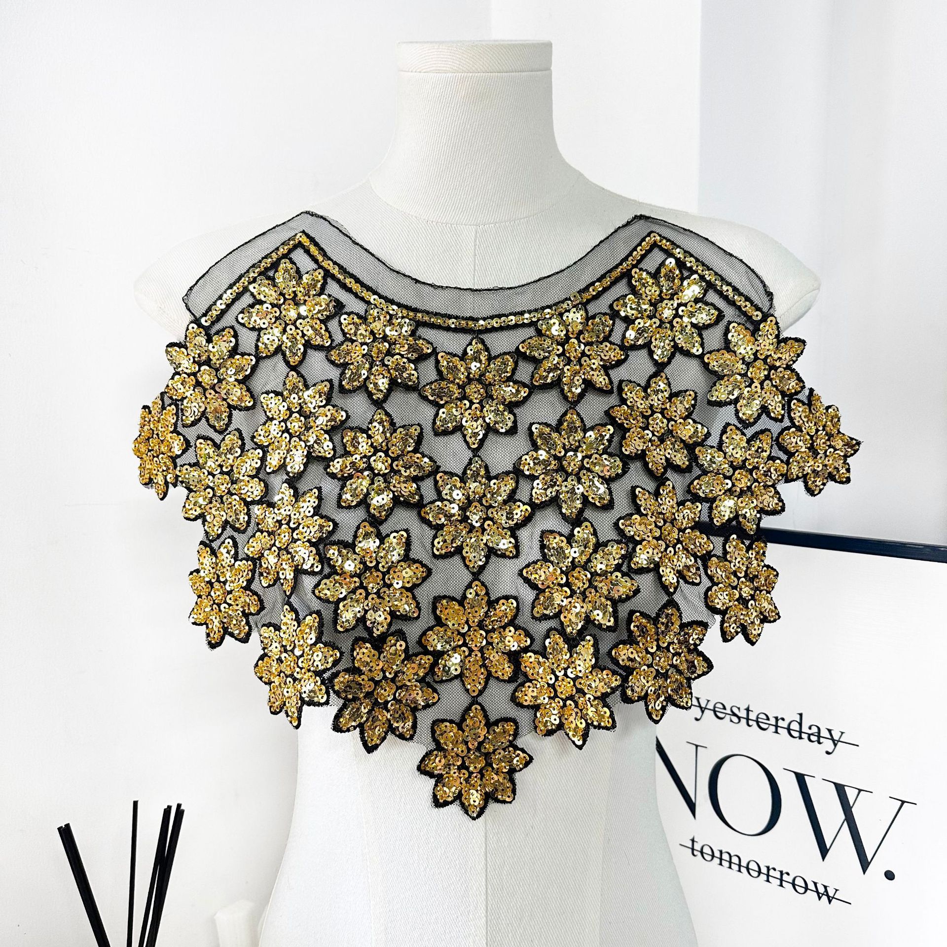Falso cuello versátil nuevo vestido vestido vestido vestido de baile collar delantero flores agujeradas bordadas accesorios multicolores image 11
