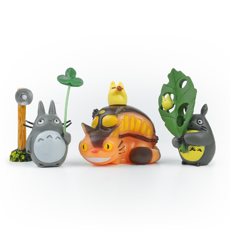 Pecera explosiva Diy Totoro adornos pequeños trébol de resina que levanta hojas Hayao Miyazaki decoración interior micro paisaje