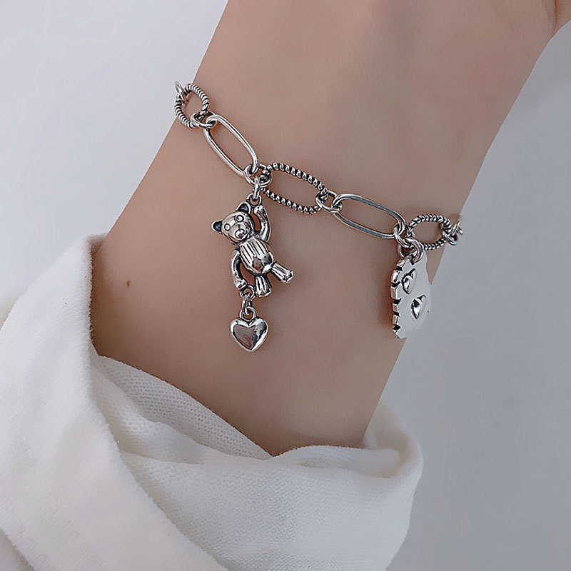 retro small design bracelet