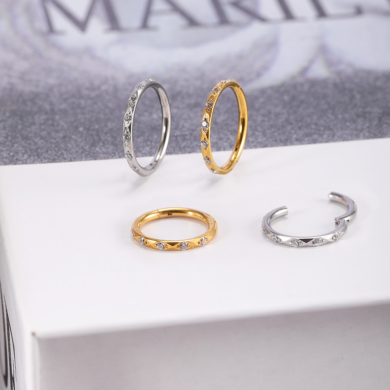 Labret piercing jewelry detail image