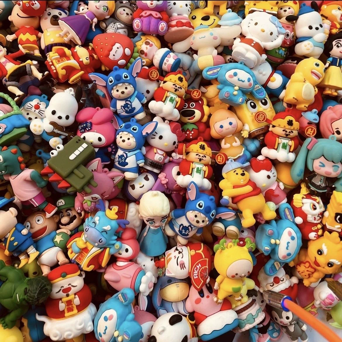 Каскадная игрушечная брелок-подвеска PVC, коллекционная 5 см (средний) или 7 см (большой), мягкое PVC украшение