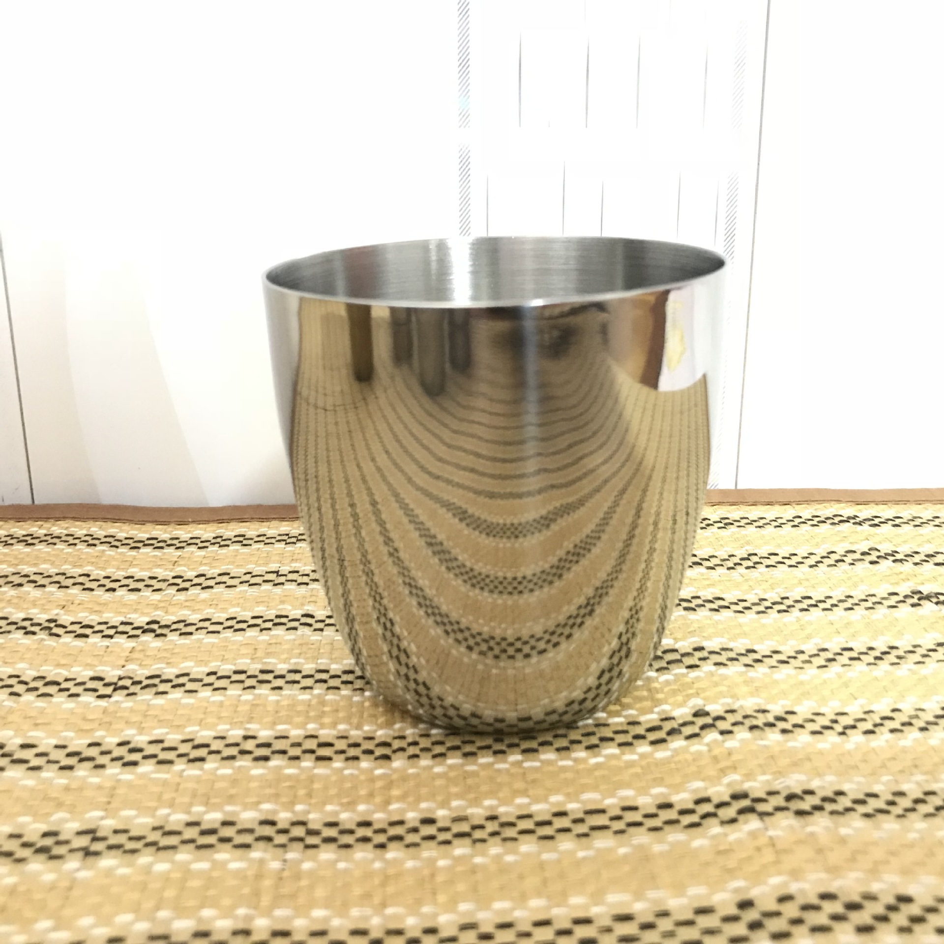 304 tazas de cerveza de acero inoxidable engrosadas tazas coreanas tazas de agua redondas de una sola capa tazas de comidas tazas de logotipo creativo