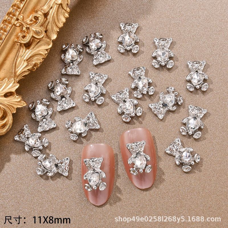 跨境小熊美甲饰品可爱甜美美甲抱心熊金属指甲水晶穿戴甲饰品批发|undefined