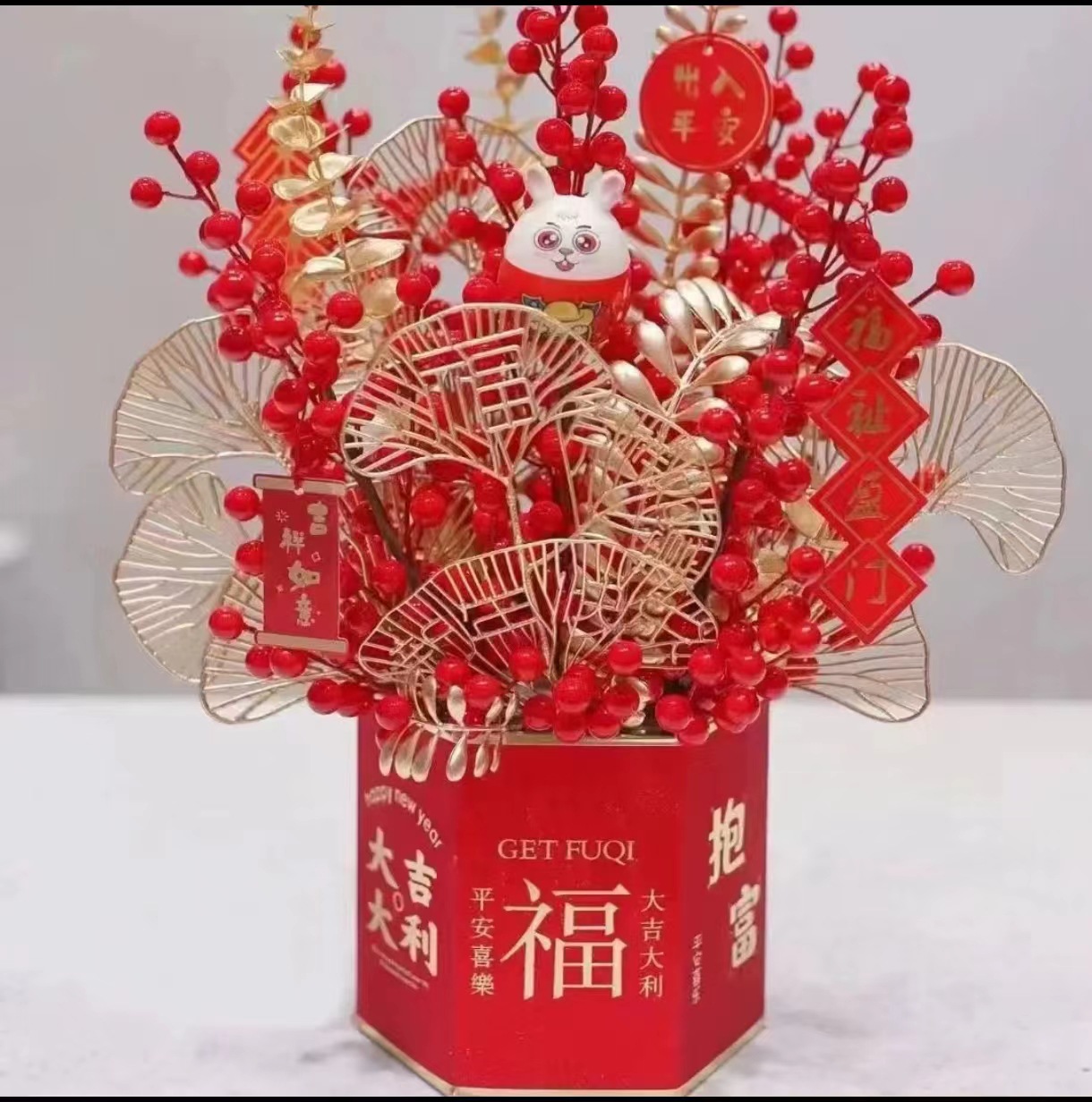 Año nuevo plegable hexagonal Fu cubo flor caja de embalaje simulación Holly eucalipto caja de regalo decorativa Fu cubo material floral