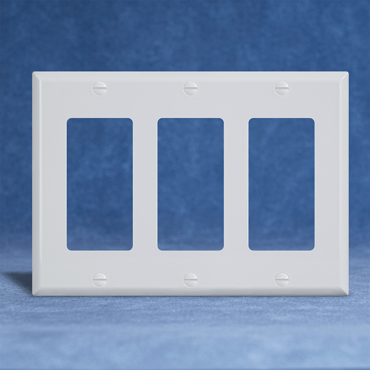 Enchufe estándar americano de la serie norteamericana Enchufe blanco doméstico estándar americano con TR 20A 125V Enchufe de pared estándar americano UL
