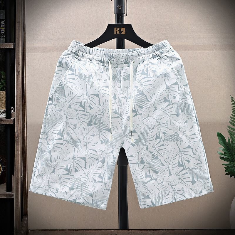 Light luxury shorts, summer ice silk, lightweight and versatile pants, fashionable new casual beach shorts, straight-leg knee-length shorts