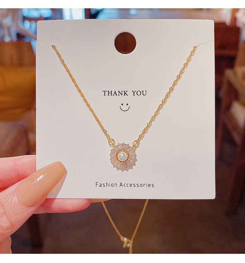 Fashion Refined Zircon Inlaid Titanium Steel Clavicle Chain Necklace