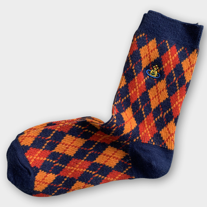 주황색 [사진에 따름]