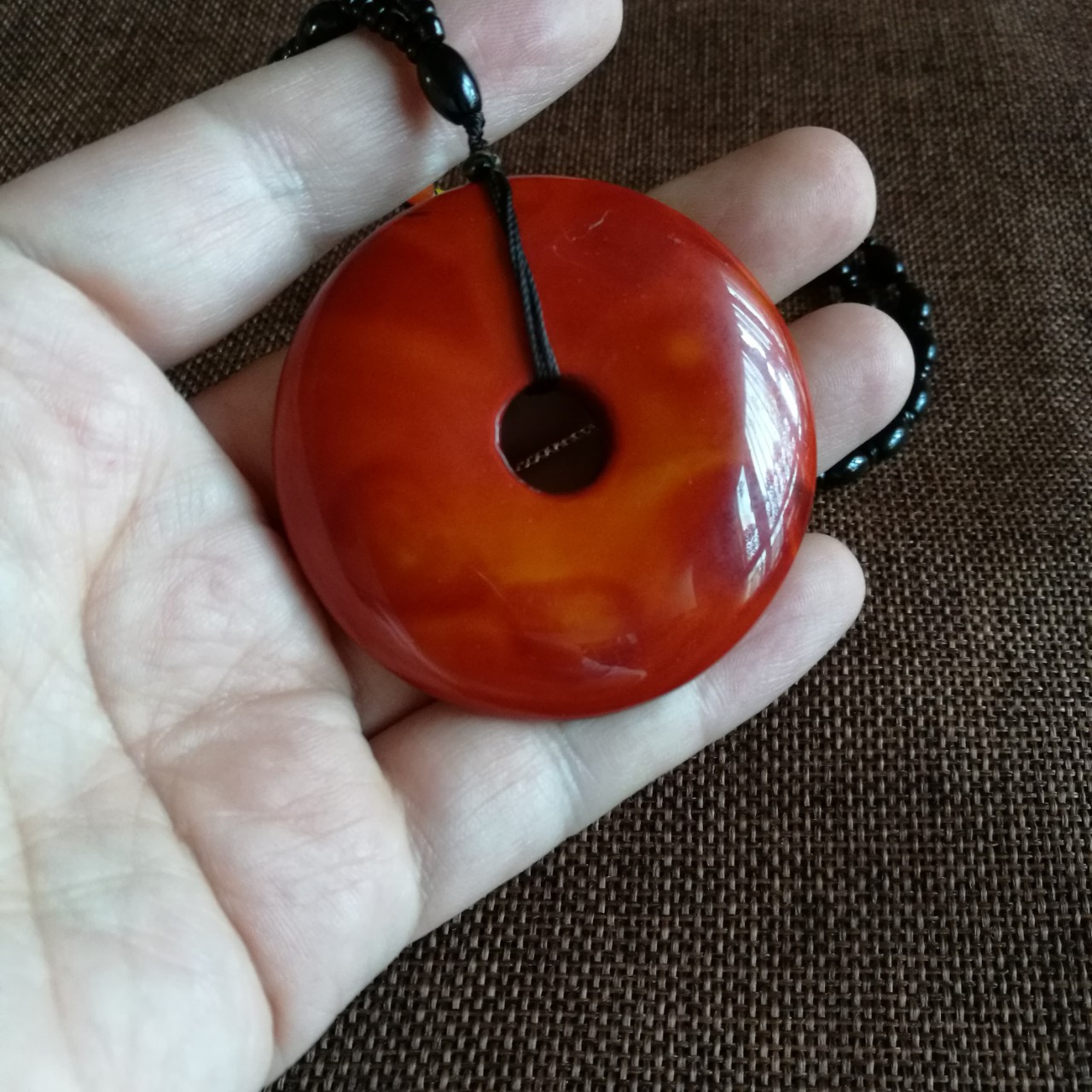 智贝详情图_6战国红玛瑙平安扣吊坠玛瑙怀古毛衣链男女款时尚玉