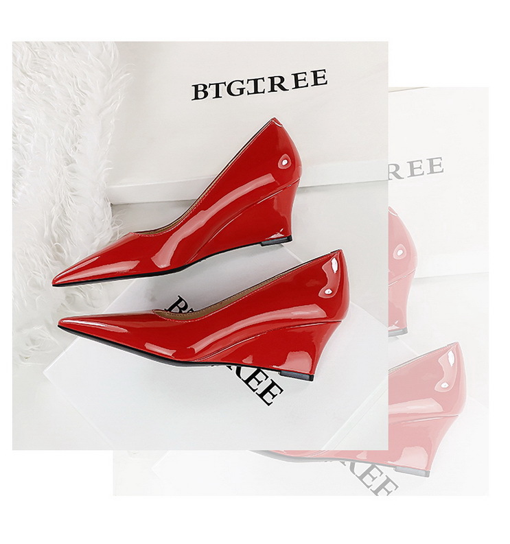 Spitze Damen High Heels Aus Lackleder Als Elegante Abendschuhe_voghion.com