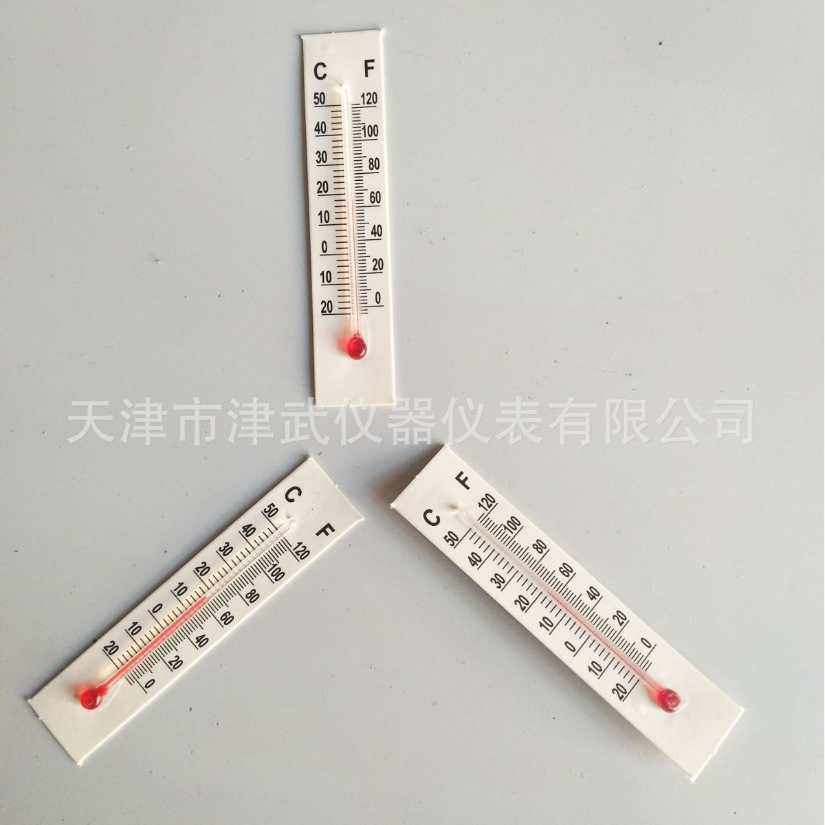 供应纸板温度计 不干胶温度计 塑料温度计 PVC温度计