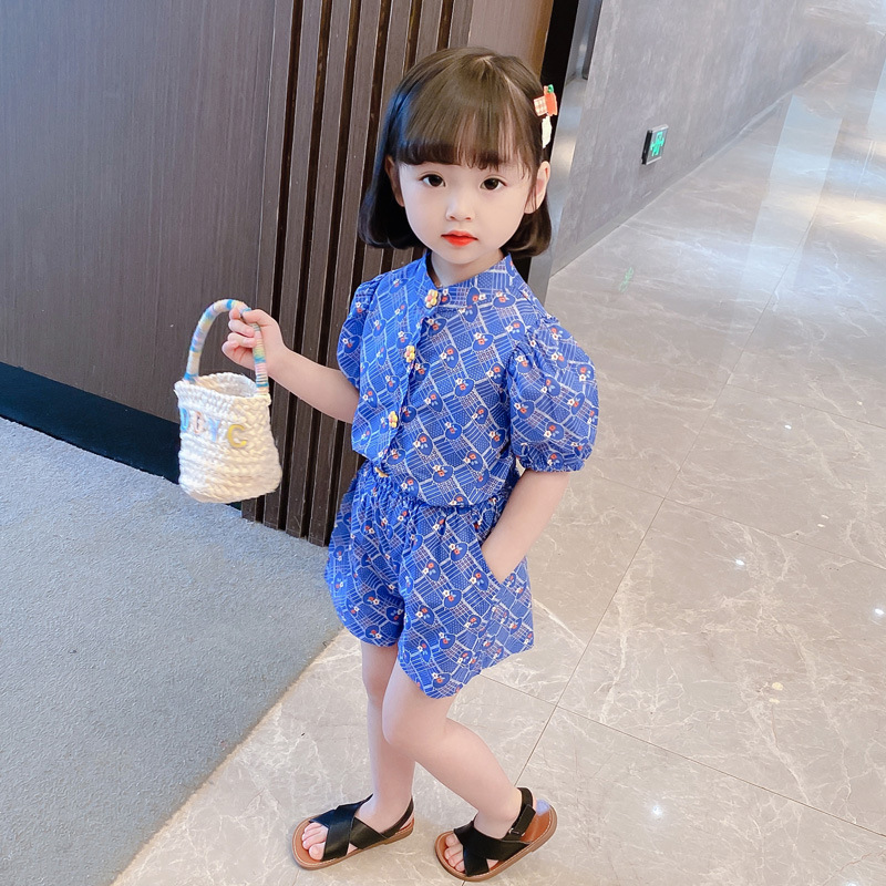 Girls summer Short sleeved suit 2022 new pattern Western style Nubao Fashionable Korean Edition Children Broken flowers shorts Two piece set